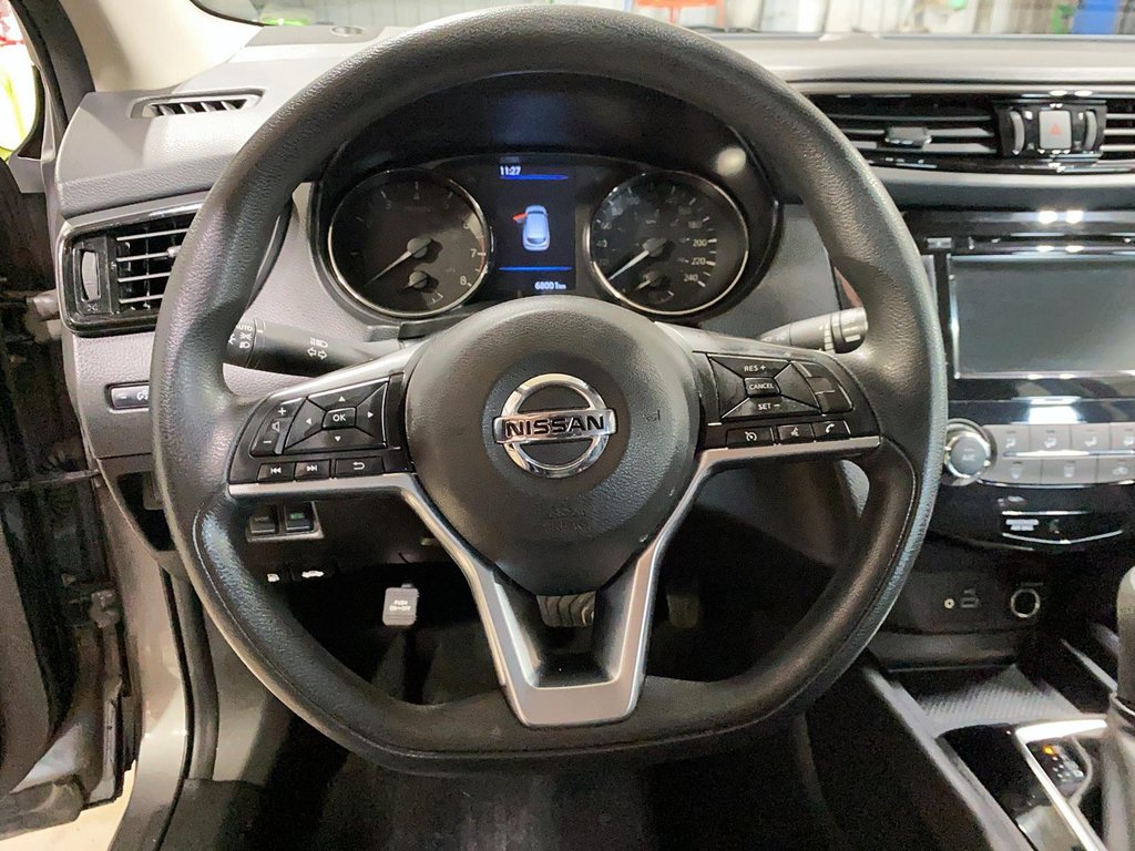 2023 Nissan Qashqai S in Chicoutimi, Quebec - 15 - w1024h768px