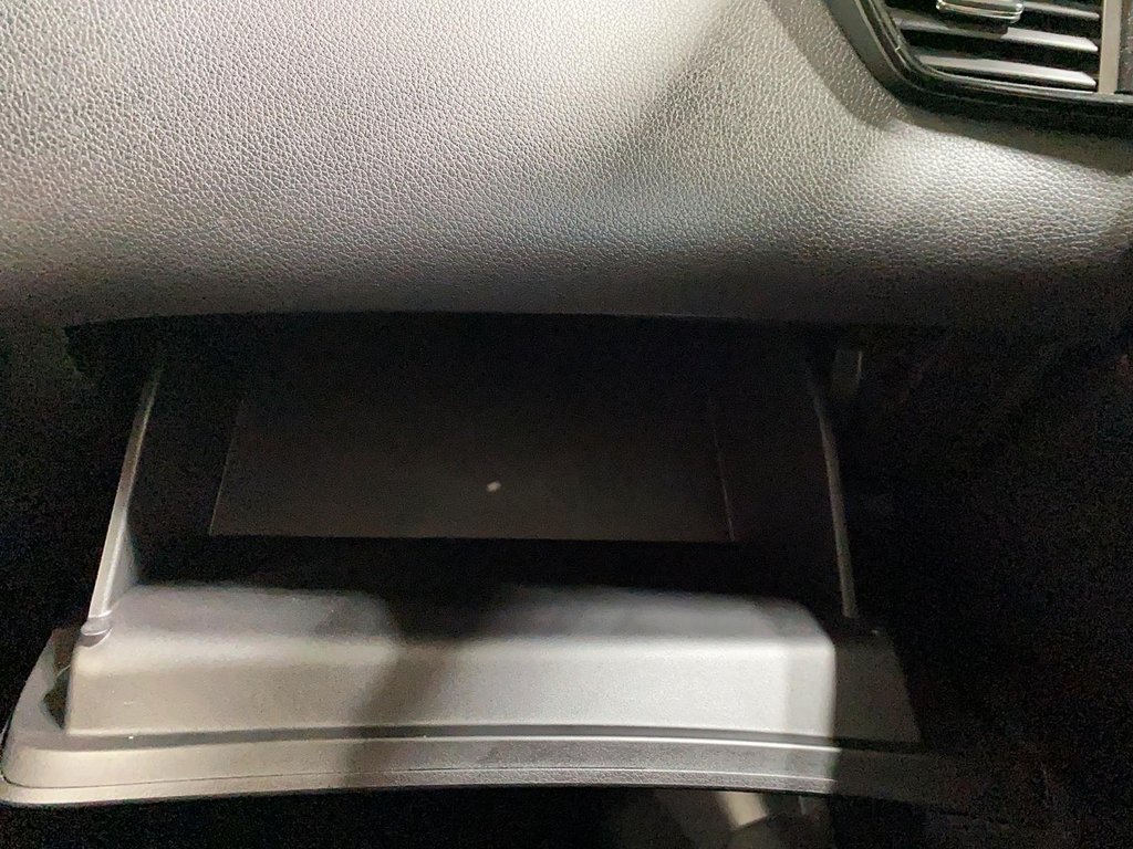 2023 Nissan Qashqai S in Chicoutimi, Quebec - 17 - w1024h768px