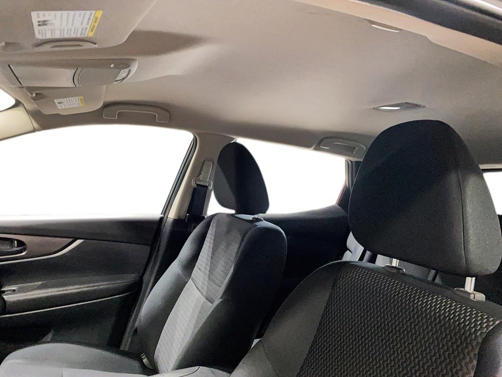 2023 Nissan Qashqai S in Chicoutimi, Quebec - 13 - w1024h768px