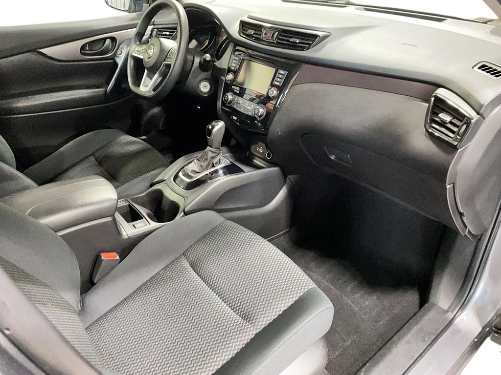 2023 Nissan Qashqai S in Chicoutimi, Quebec - 22 - w1024h768px