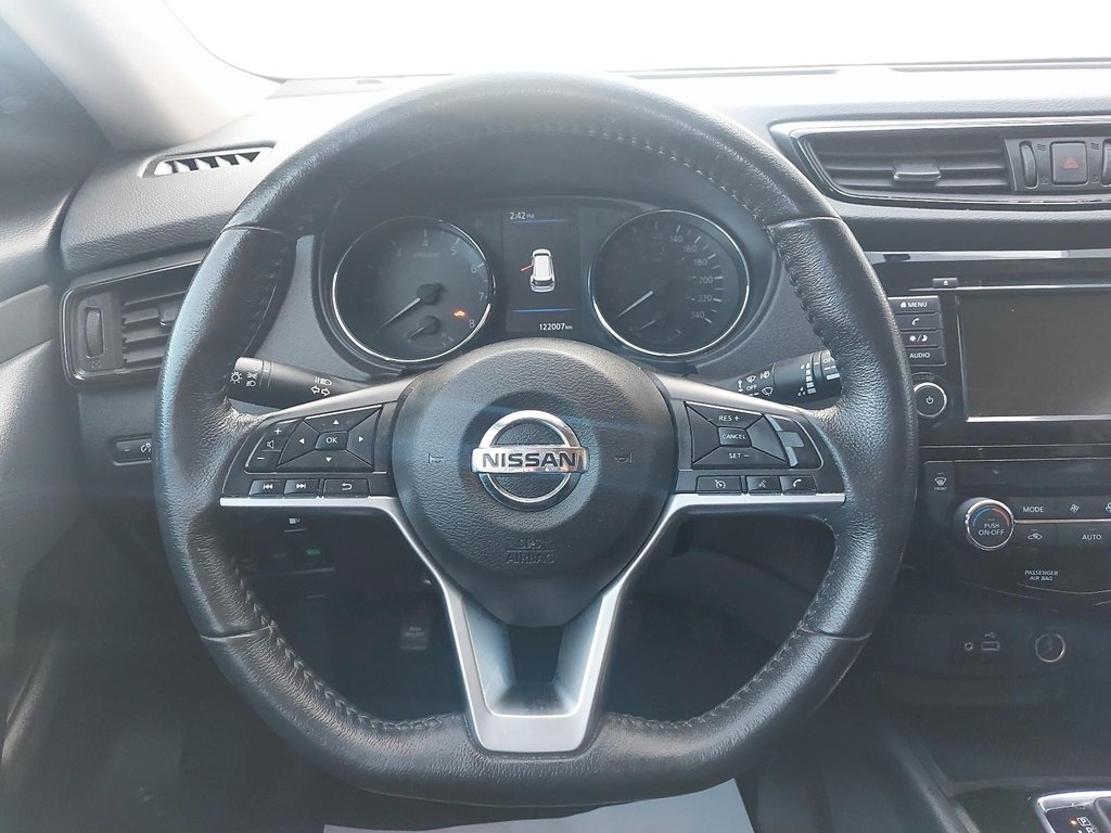 2020 Nissan Rogue in Jonquière, Quebec - 12 - w1024h768px