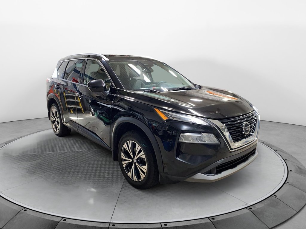 2021 Nissan Rogue in Jonquière, Quebec - 3 - w1024h768px