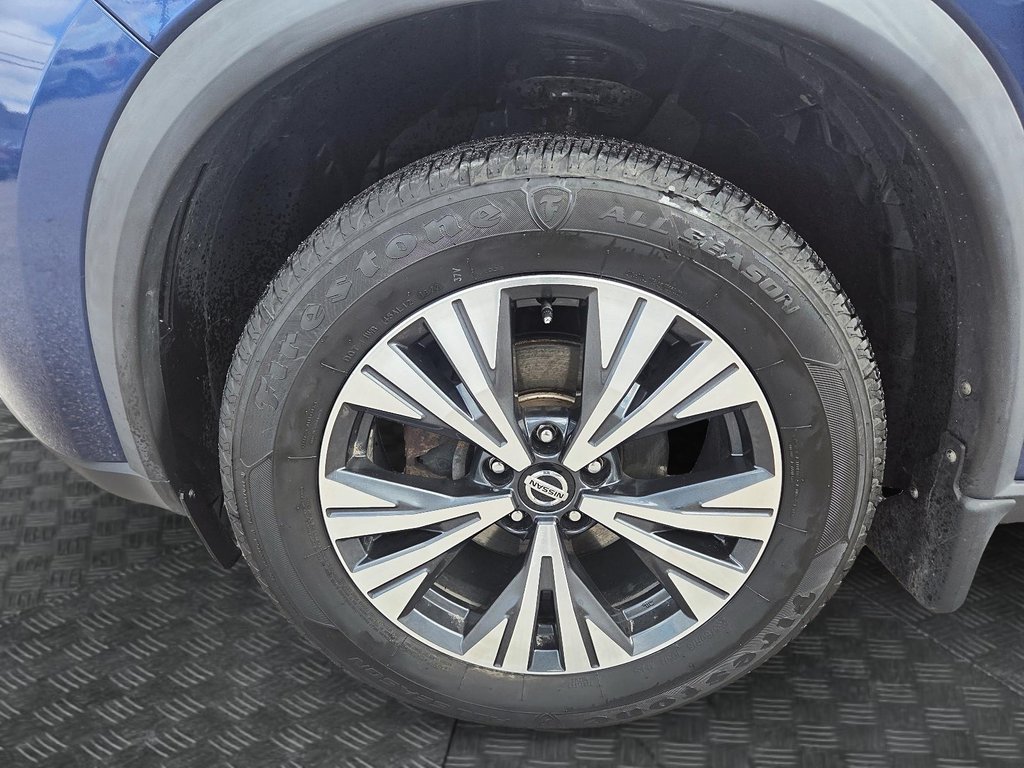 2021 Nissan Rogue in Jonquière, Quebec - 9 - w1024h768px