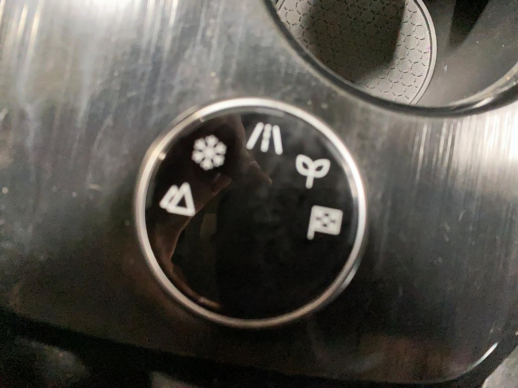 Nissan Rogue S 2022 à Jonquière, Québec - 16 - w1024h768px