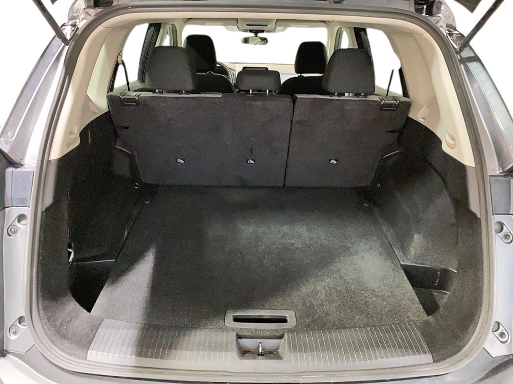 Nissan Rogue S 2022 à Jonquière, Québec - 6 - w1024h768px