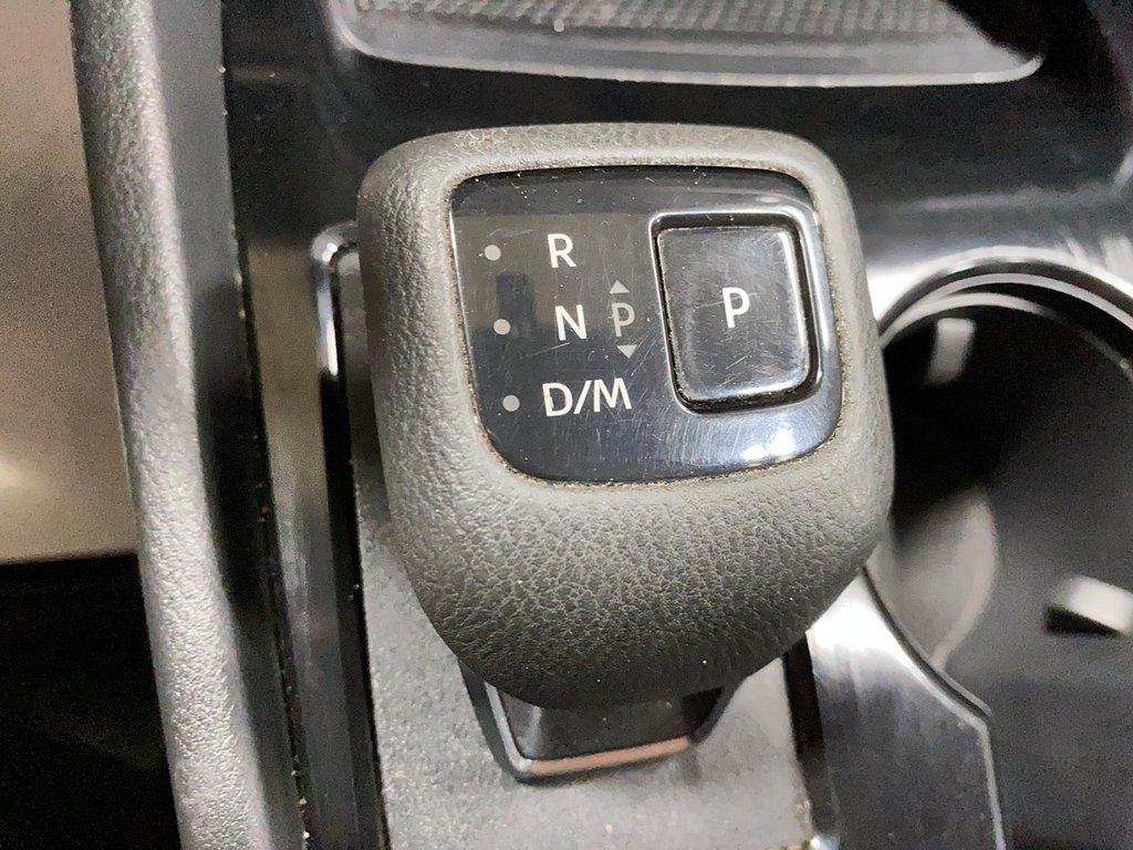 Nissan Rogue S 2022 à Jonquière, Québec - 15 - w1024h768px