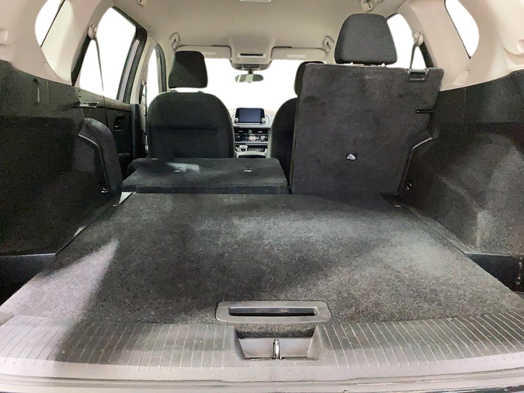 Nissan Rogue S 2022 à Jonquière, Québec - 7 - w1024h768px