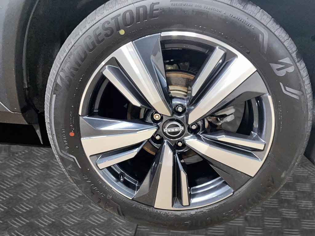 2023 Nissan Rogue in Jonquière, Quebec - 7 - w1024h768px