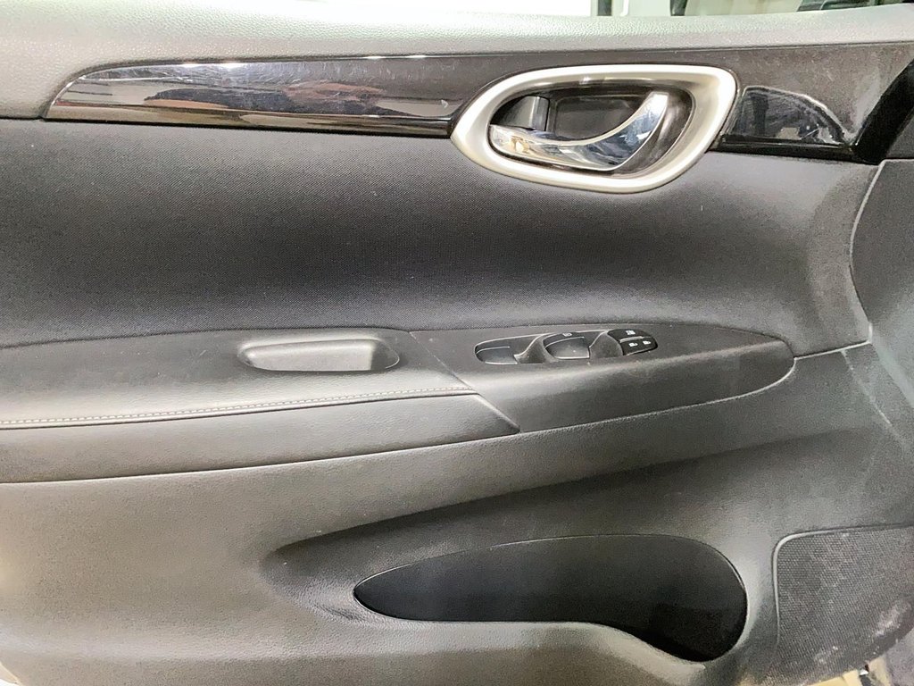 Nissan Sentra  2017 à Baie-Comeau, Québec - 12 - w1024h768px