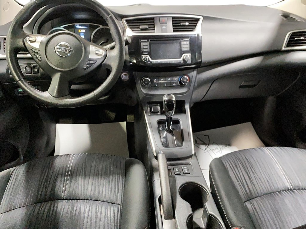 2017 Nissan Sentra in Baie-Comeau, Quebec - 10 - w1024h768px