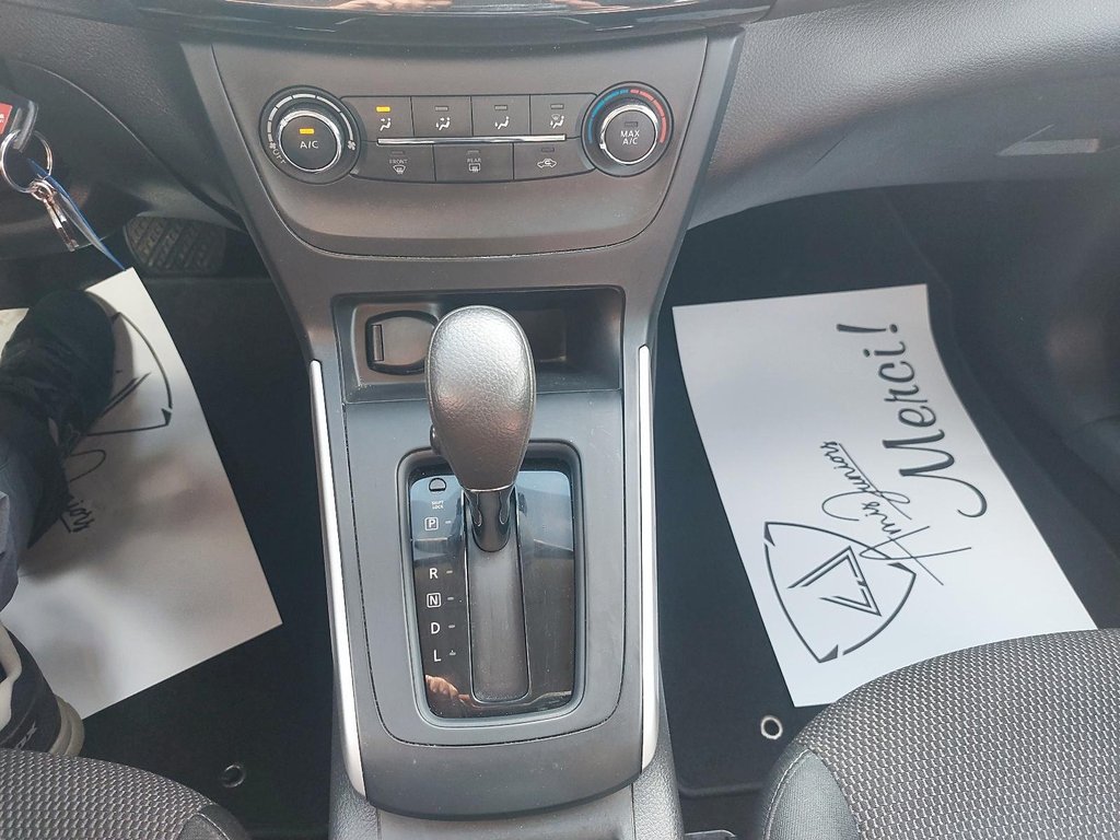 Nissan Sentra  2019 à Sept-Îles, Québec - 15 - w1024h768px