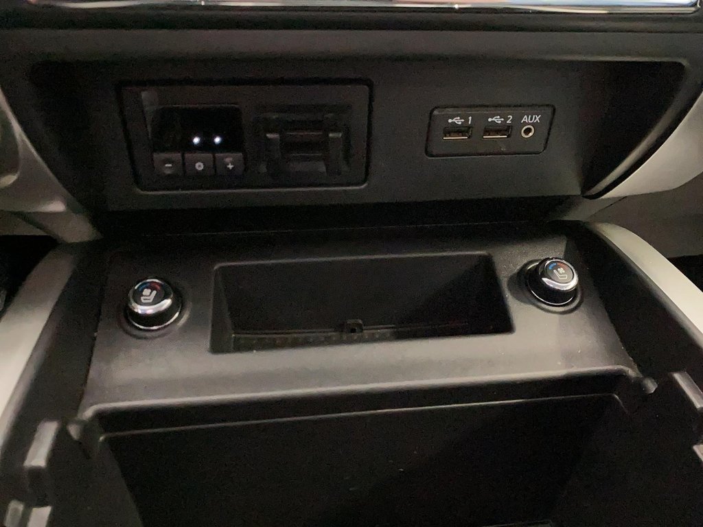 2019 Nissan Titan XD in Jonquière, Quebec - 20 - w1024h768px
