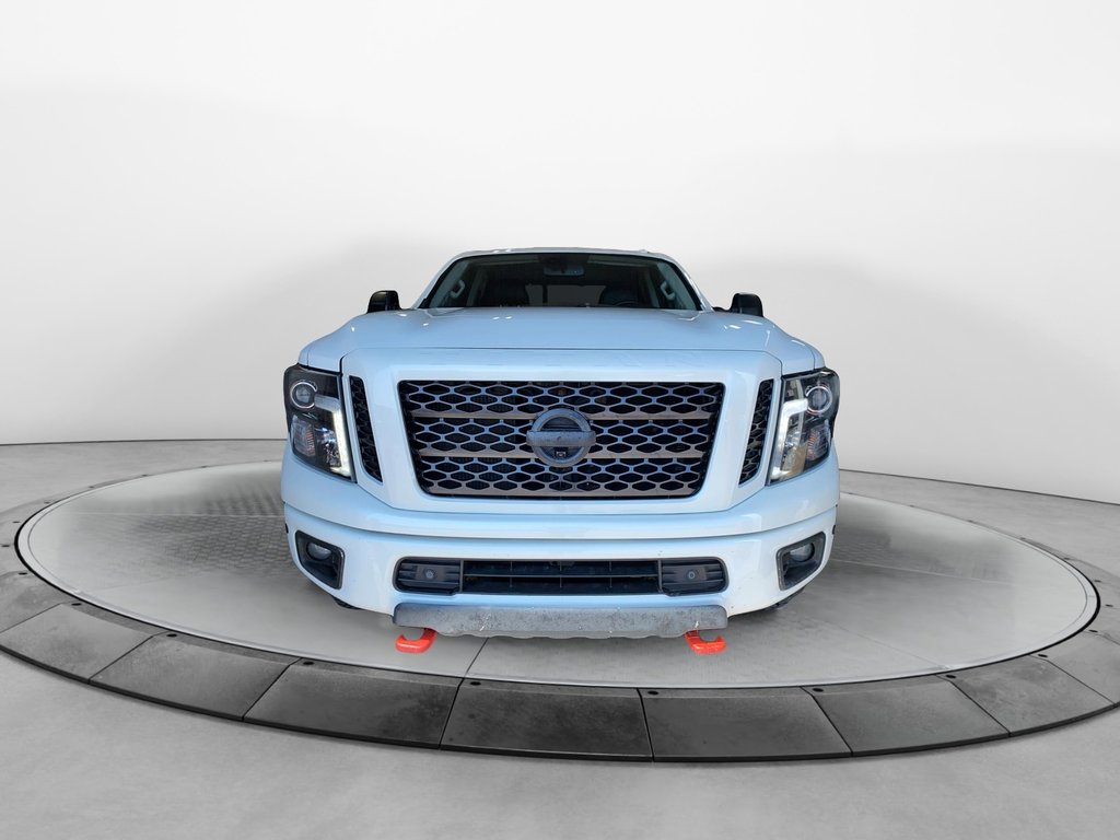 2019 Nissan Titan XD in Jonquière, Quebec - 2 - w1024h768px