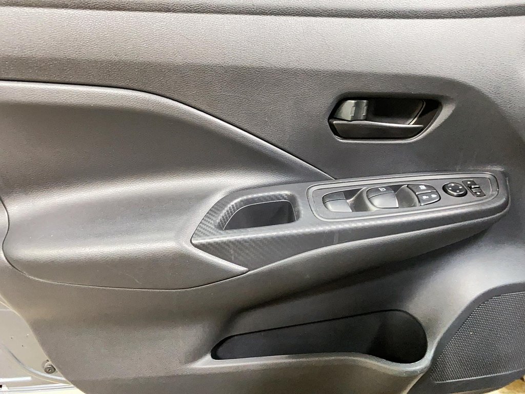 Nissan Versa  2022 à Sept-Îles, Québec - 8 - w1024h768px