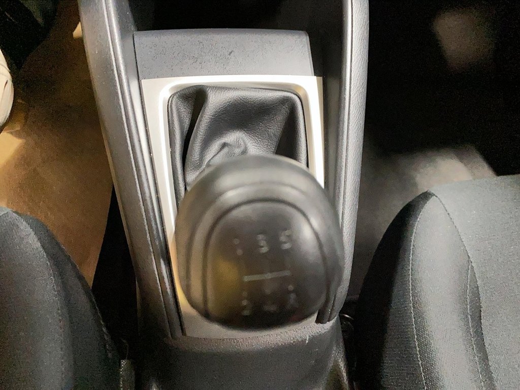 Nissan Versa  2022 à Sept-Îles, Québec - 14 - w1024h768px