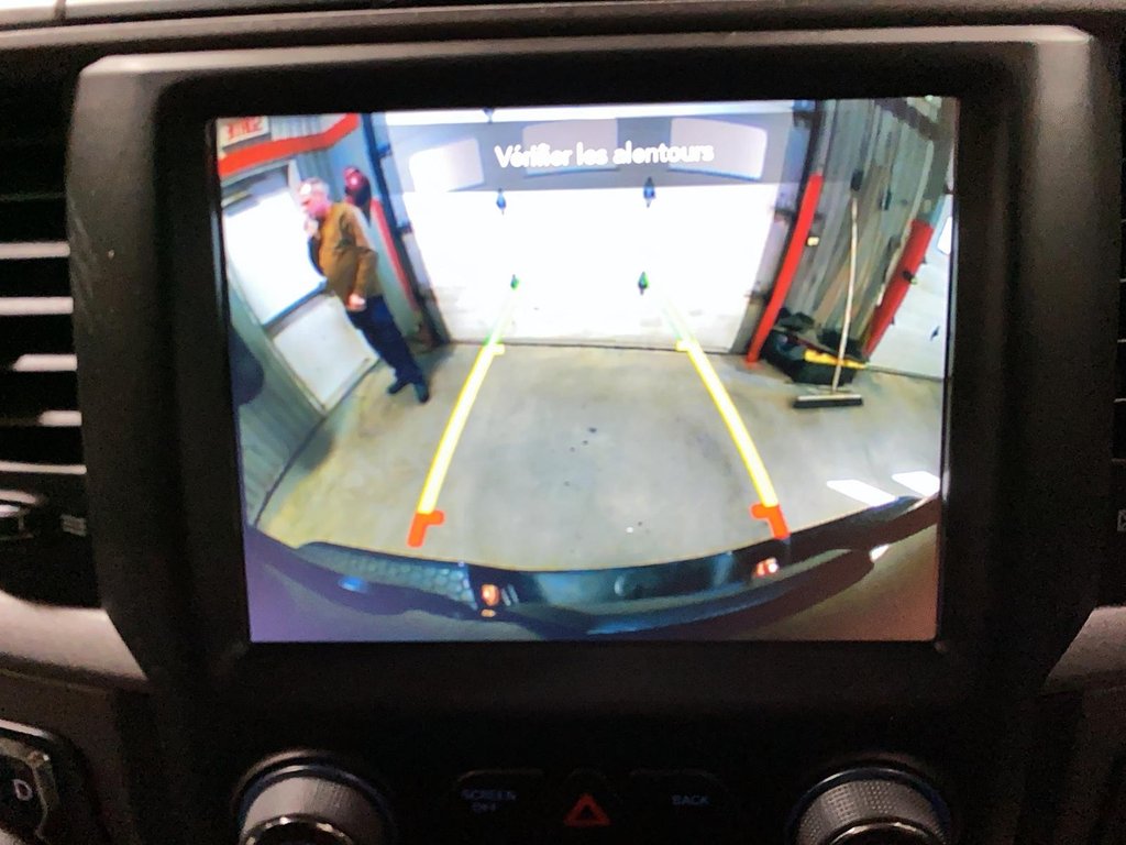 2020 Ram 1500 Classic in Sept-Îles, Quebec - 15 - w1024h768px