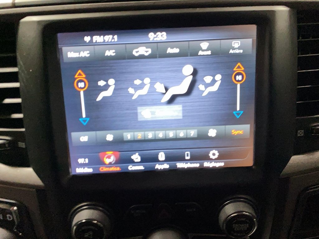 2020 Ram 1500 Classic in Sept-Îles, Quebec - 14 - w1024h768px