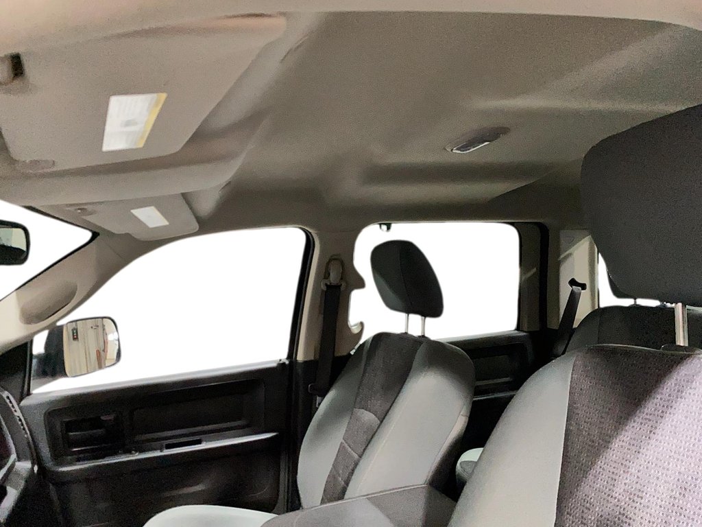 2020 Ram 1500 Classic in Sept-Îles, Quebec - 12 - w1024h768px