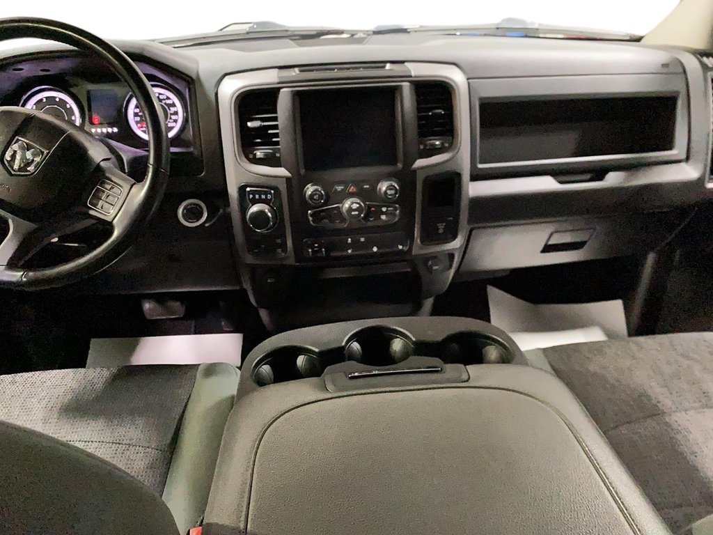 2020 Ram 1500 Classic in Sept-Îles, Quebec - 9 - w1024h768px
