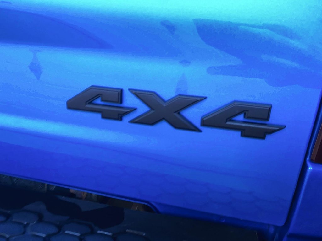 2021 Ram 1500 Classic in Baie-Comeau, Quebec - 15 - w1024h768px