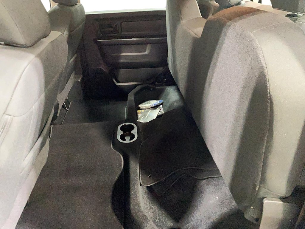 2021 Ram 1500 Classic in Sept-Îles, Quebec - 11 - w1024h768px