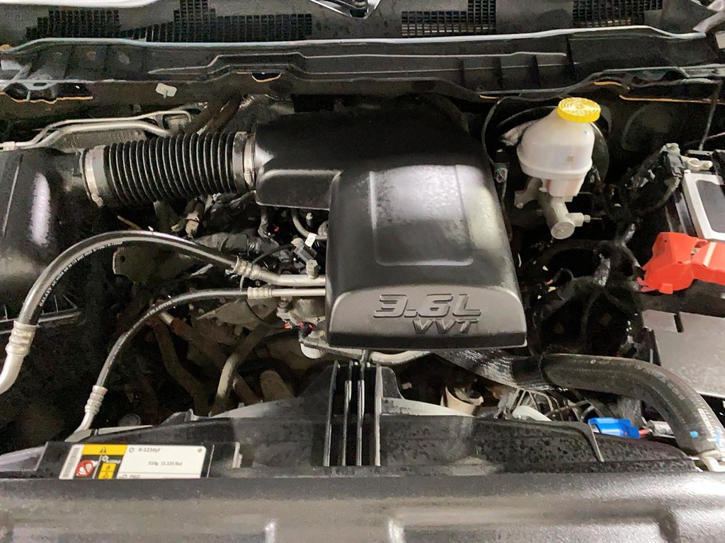 2021 Ram 1500 Classic in Sept-Îles, Quebec - 8 - w1024h768px