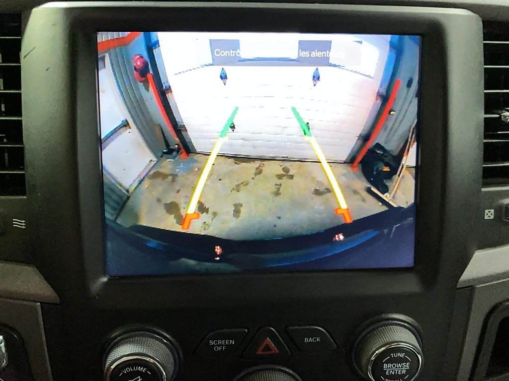 Ram 1500 Classic  2022 à Jonquière, Québec - 15 - w1024h768px