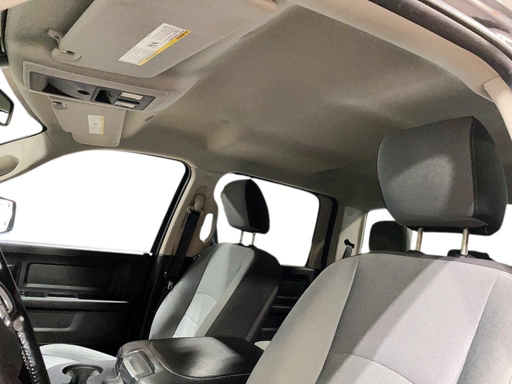 Ram 1500 Classic  2022 à Jonquière, Québec - 10 - w1024h768px