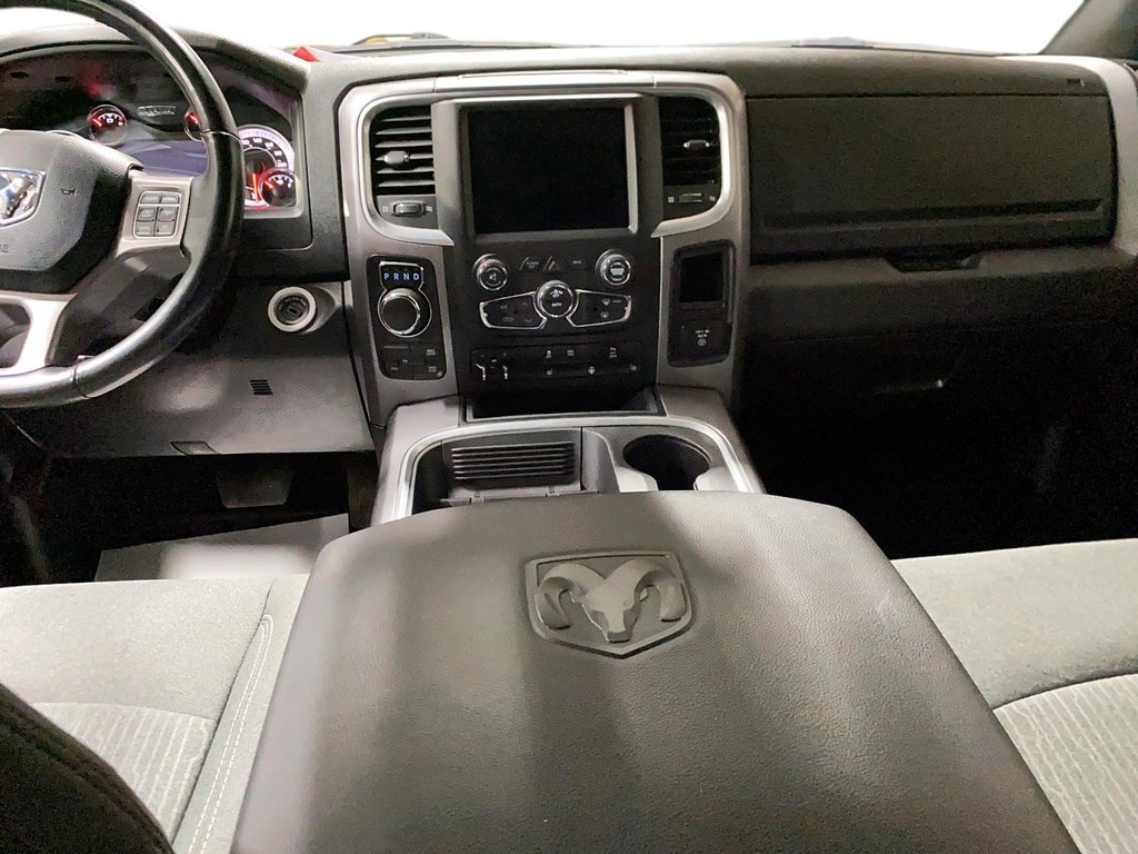 2023 Ram 1500 Classic Warlock in Jonquière, Quebec - 9 - w1024h768px