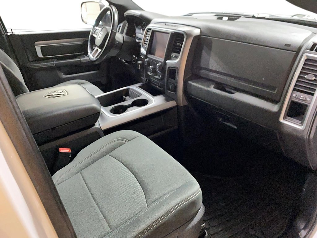 2023 Ram 1500 Classic Warlock in Jonquière, Quebec - 22 - w1024h768px