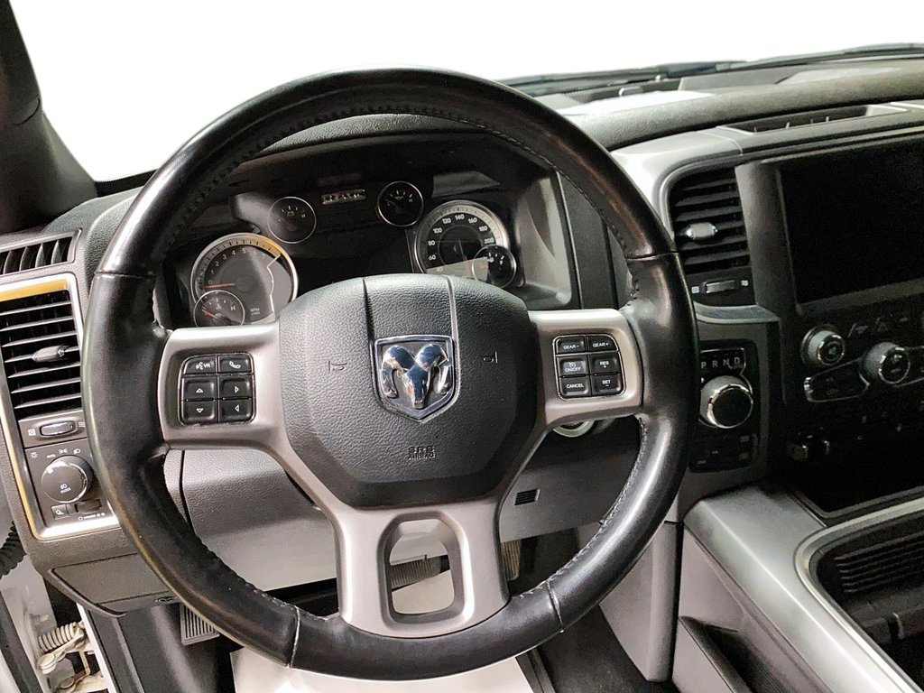 2023 Ram 1500 Classic Warlock in Jonquière, Quebec - 13 - w1024h768px