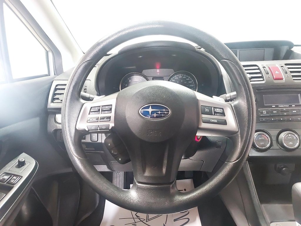 2014 Subaru XV Crosstrek 2.0i w/Sport Pkg in Chicoutimi, Quebec - 12 - w1024h768px