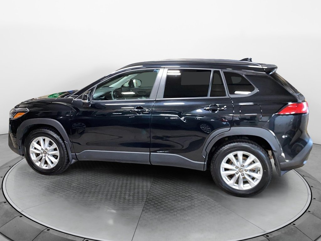 Toyota Corolla Cross  2022 à Jonquière, Québec - 5 - w1024h768px