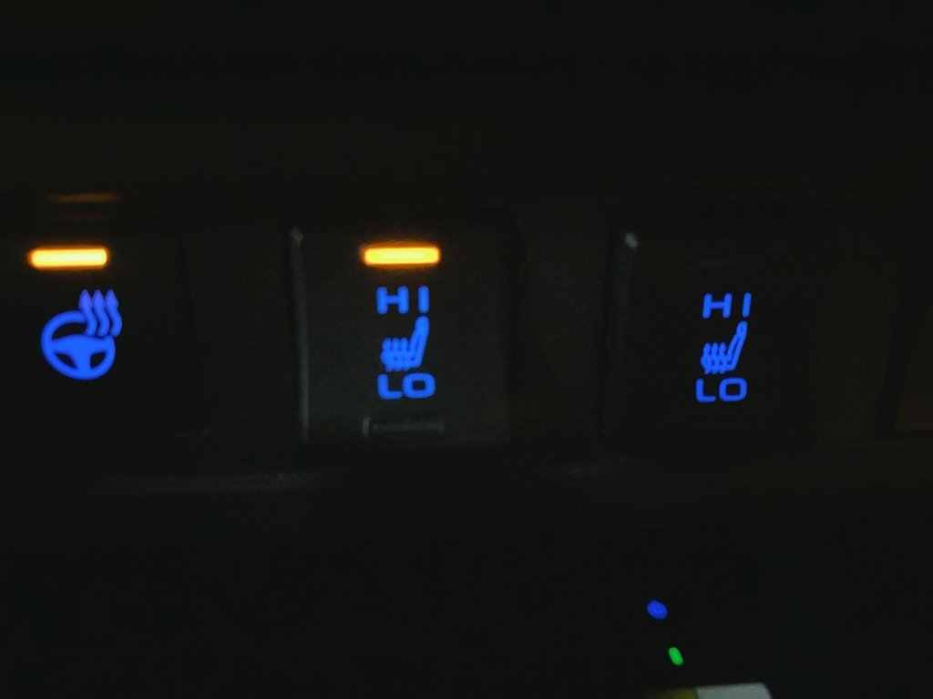 Toyota Corolla Cross  2022 à Jonquière, Québec - 13 - w1024h768px