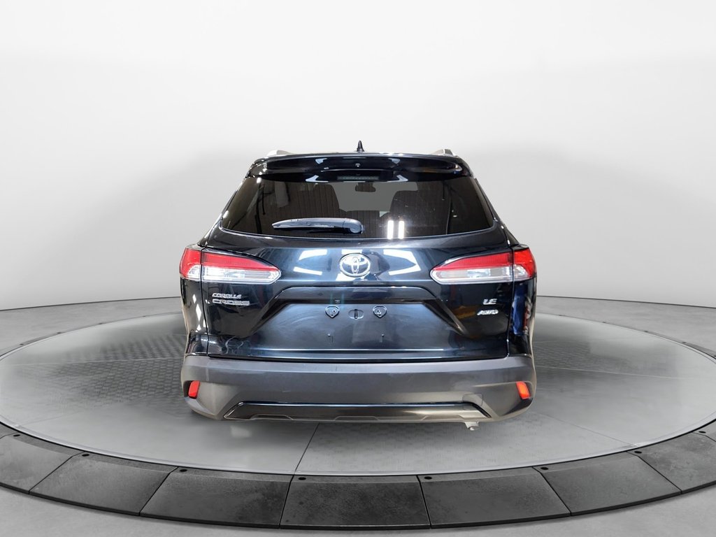 Toyota Corolla Cross  2022 à Jonquière, Québec - 3 - w1024h768px