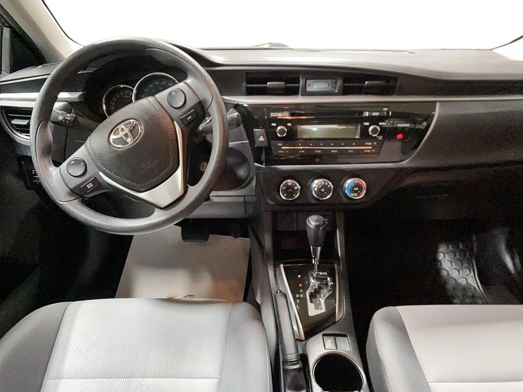 Toyota Corolla  2016 à Jonquière, Québec - 10 - w1024h768px