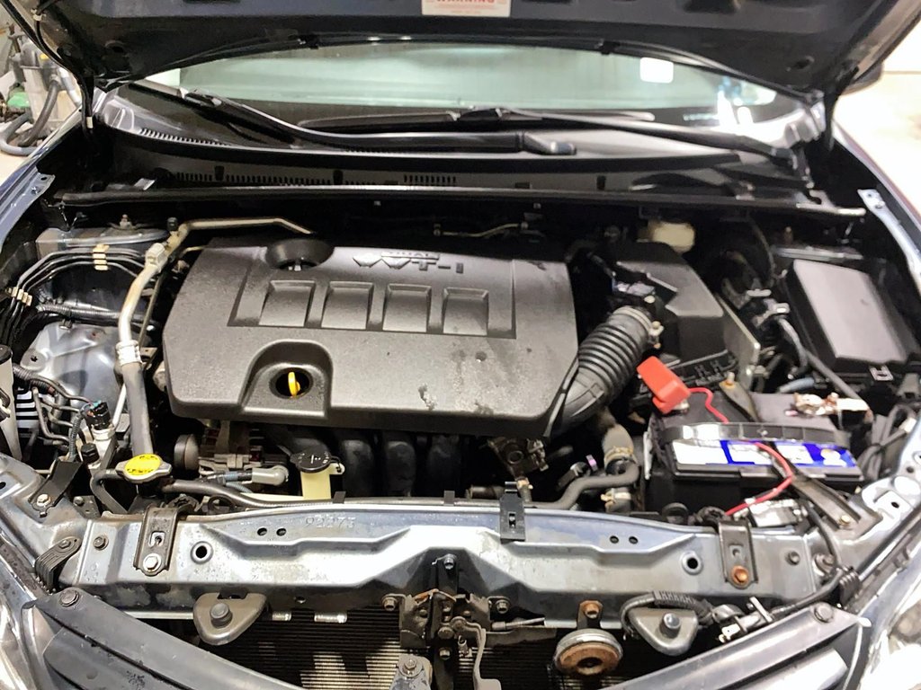 Toyota Corolla  2016 à Jonquière, Québec - 8 - w1024h768px