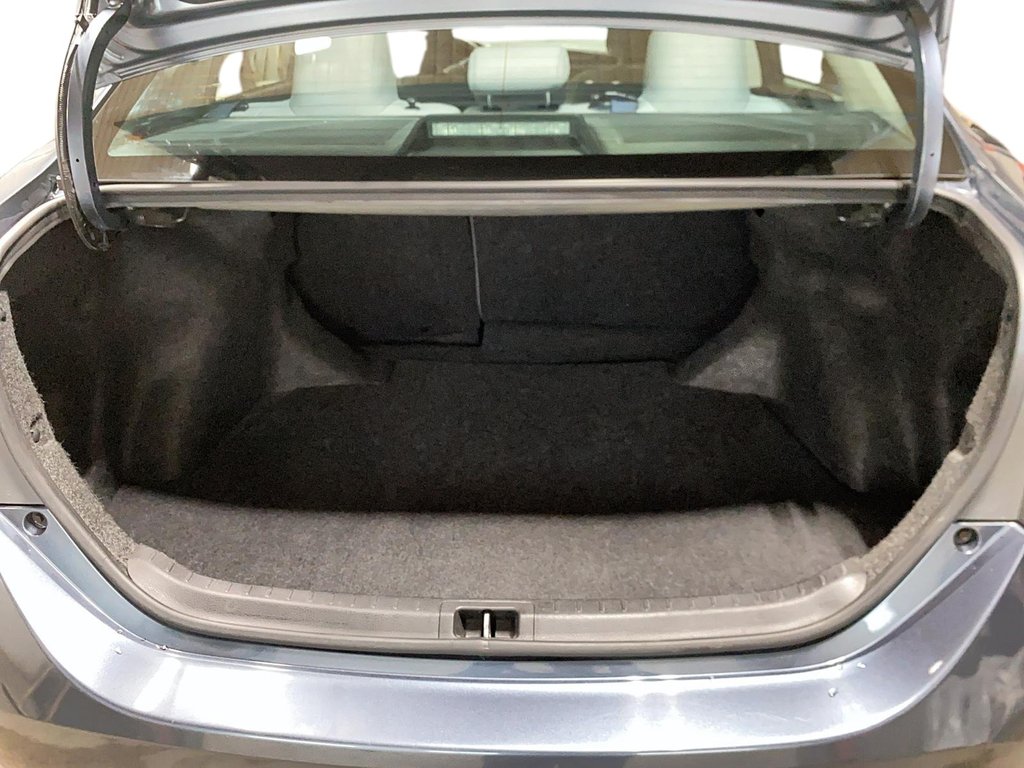 Toyota Corolla CE 2016 à Chicoutimi, Québec - 6 - w1024h768px