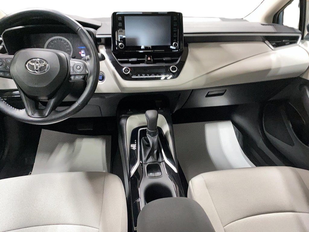 Toyota Corolla  2022 à Jonquière, Québec - 10 - w1024h768px