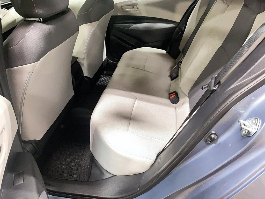 Toyota Corolla  2022 à Jonquière, Québec - 22 - w1024h768px