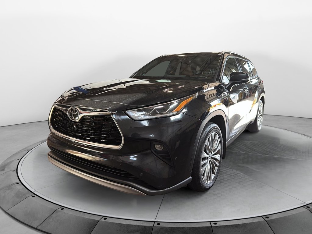 2022 Toyota Highlander in Jonquière, Quebec - 1 - w1024h768px