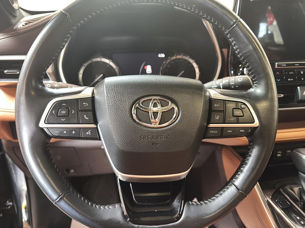 2022 Toyota Highlander in Jonquière, Quebec - 12 - w1024h768px