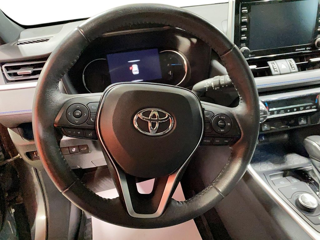 2021 Toyota RAV4 hybrid in Chicoutimi, Quebec - 13 - w1024h768px