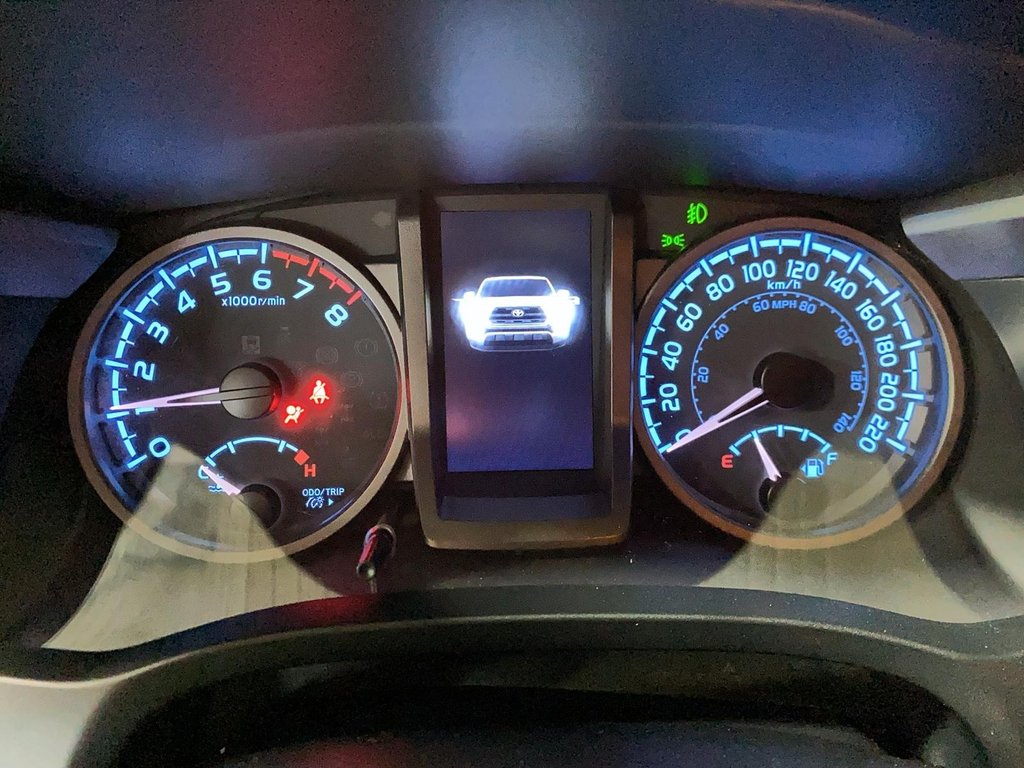 Toyota Tacoma  2023 à Baie-Comeau, Québec - 11 - w1024h768px