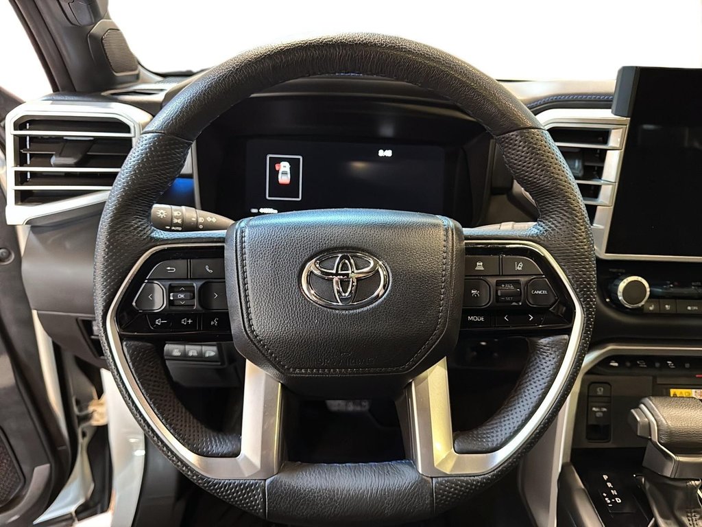 Toyota Tundra  2023 à Jonquière, Québec - 11 - w1024h768px