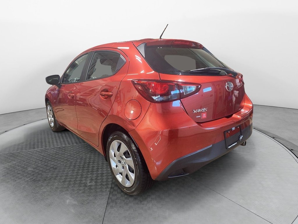 2020  Yaris Hatchback LE in Chicoutimi, Quebec - 4 - w1024h768px