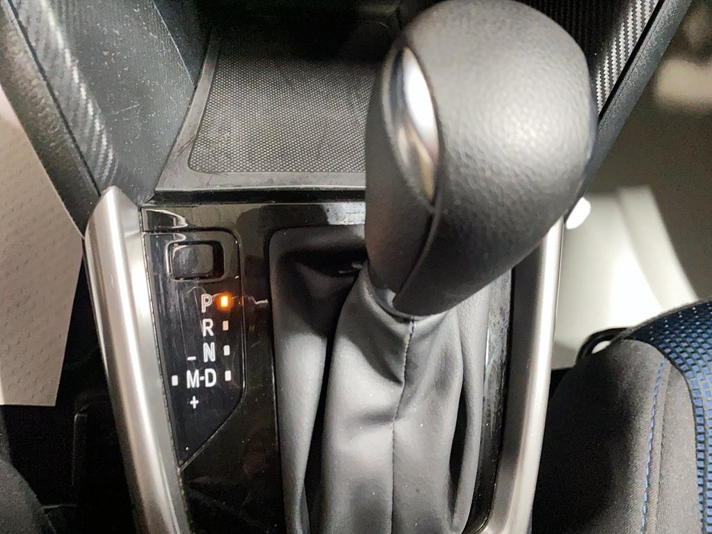 Toyota Yaris Hatchback  2020 à Jonquière, Québec - 18 - w1024h768px