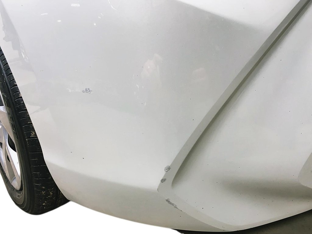 Toyota Yaris Hatchback  2020 à Jonquière, Québec - 23 - w1024h768px