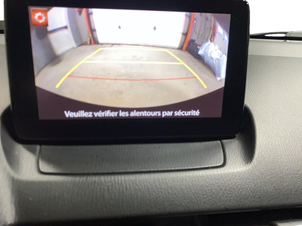 Toyota Yaris Hatchback  2020 à Jonquière, Québec - 20 - w1024h768px