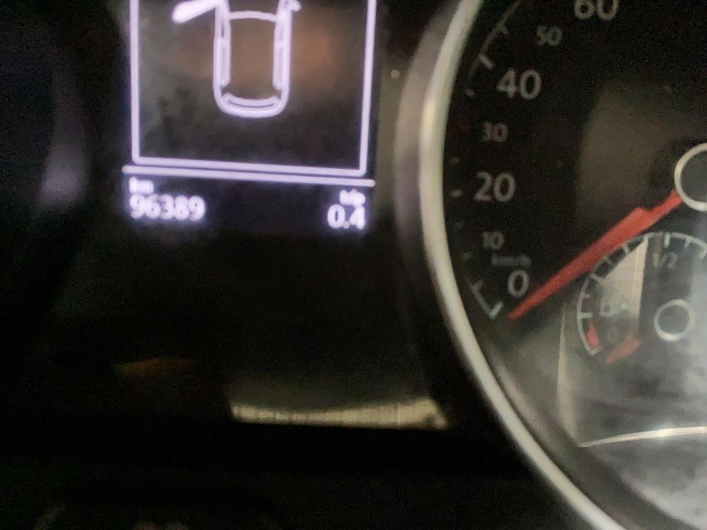 2018 Volkswagen Golf TSI in Jonquière, Quebec - 14 - w1024h768px